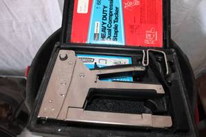 lot 115 image: Toolbelt, Bucket Organizer and Stapler Kit