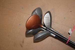 lot 204 image: 5 Nice Smaller Size Golf Drivers