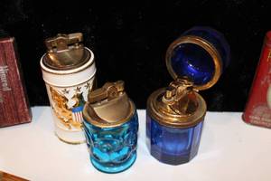 lot 31 image: Table Lighters & Tobacco Items