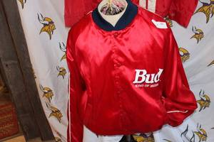 lot 145 image: 2 Vintage Budweiser Windbreakers