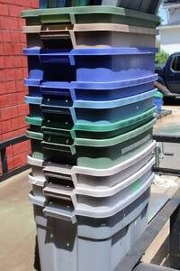 lot 173 image: Lot of Totes wLids