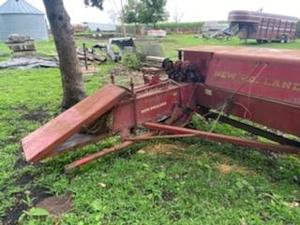 New Holland Bailer Model 270