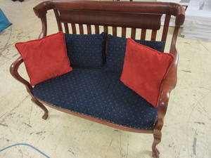 lot 101 image: ANTIQUE PARLOR SETTEE, HANDCRAFTED, REFINISHED AND REUPHOLSTERED