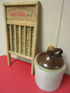 lot 107 image: VINTAGE CROCK JUG, NATIONAL WASHBOARD CO. WASHBOARD, MADE IN USA, CHICAGO, SAGINAW, MEMPHIS