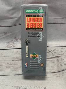 Michael Jordan 1991-1992 Upper Deck Locker Series Sealed Box 4