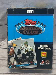 1991 Topps Hockey Unopened Box