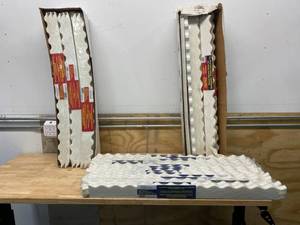 TUFTEX Lot of approximately 49 various