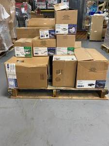 Pallet of Various Outside House items.  Mostly gutter related