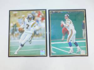 2 Framed Football Players