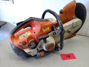 lot 14 image: Stihl TS500i 14 Gas Chop Saw, Work...