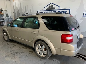 2005 Ford Freestyle AWD -No Reserve-