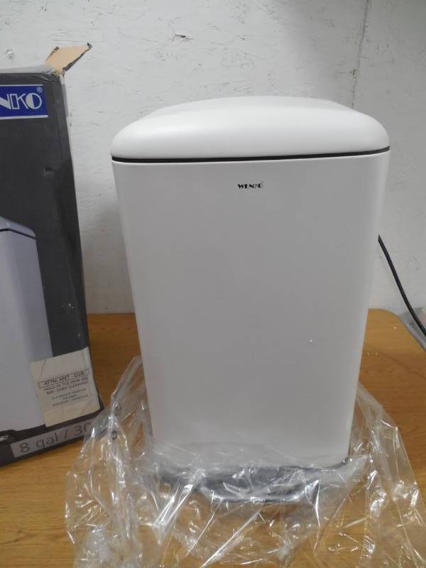 lot 7 image: Wenko Primo 10.6 Gal. White Dual Bin Step-On Trash Can