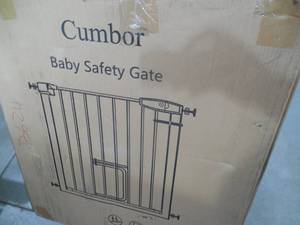 lot 69 image: Cumbor 38 Inch Auto Close Safety Baby Gate - White