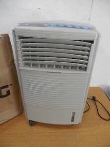 lot 110 image: SPT Evaporative Air Cooler - SF-608R