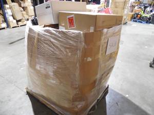 lot 7 image: WHOLESALE PALLET LOT OF GENERAL MERCHANDISE, SMALLS- TOOLS,HARDWARE ITEMS