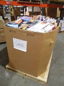 lot 16 image: WHOLESALE PALLET LOT OF GENERAL MERCHANDISE, SMALLS- TOOLS,HARDWARE ITEMS