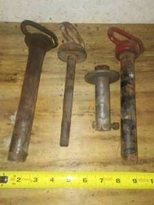 lot 38 image: 4 hitch pins.
