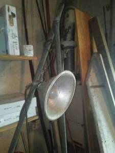 lot 57 image: 7 ft. adjustable work light vintage