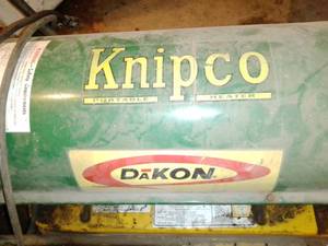 lot 65 image: Dakon Knipco - Portable heater, kerosene heater.
