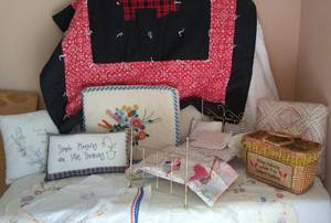 lot 237 image: Vintage Handcrafted Lot.