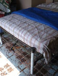 lot 242 image: Vintage Metal Bed with Quilt (3) and Bedspread  Great Condition