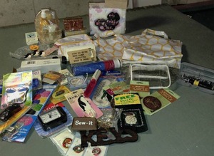 lot 252 image: New Smalls - Great Resale, stocking Stuffers and more.