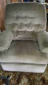lot 530 image: 7 ft. Sofa Sleeper and Recliner,
