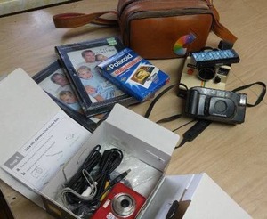 lot 546 image: Cameras (6) Nikon,  Kodak One Step  Bell Howell and more.