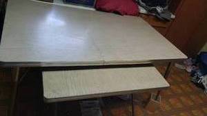 lot 547 image: Matching Vintage Mid Century Table and Server Rolling side table.
