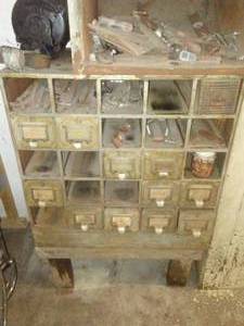 lot 335 image: Metal Library Bankers drawers and contents