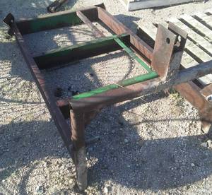 lot 356 image: 3 point hitch with 66 x 3  frame, could fit Lot # 300 gallon tack.