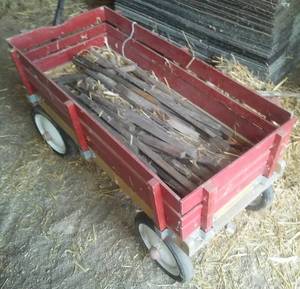 lot 366 image: Wagon with stake side