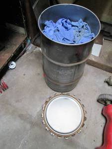 lot 14 image: Metal Oil Drum Full Of Rags ...