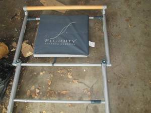 lot 27 image: Fluidity Bar (Exercise Bar) Retail...