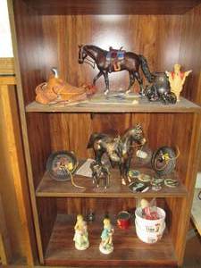 lot 48 image: Shelf & Contents See Photos...