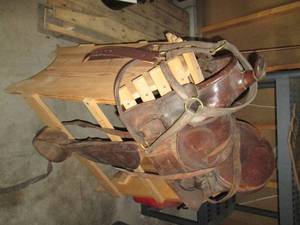 lot 55 image: Horse Saddle On Makeshift Stand Se...