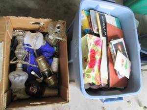 lot 65 image: Tote Full Of Vintage Cards, Paper &...