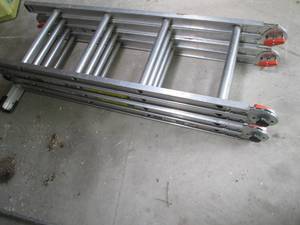lot 70 image: Extendable Ladder See Photos...