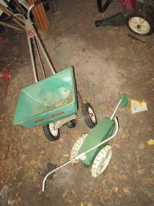 lot 102 image: Lawn Cart, & Sprinkler...