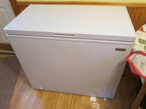 lot 117 image: Criterion Chest Freezer ...