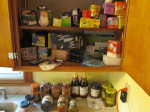 lot 121 image: Cabinet & Countertop Full Kitchen I...