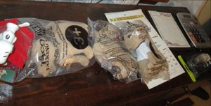 lot 149 image: Lot of Collector Items (3) Taco Bel...