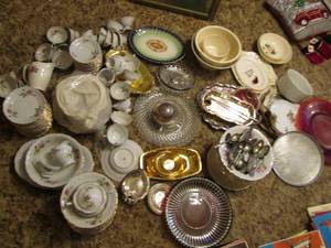 lot 168 image: Huge Lot of Dishes, Glassware & Ser...