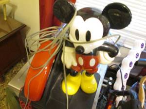 lot 169 image: Mickey Mouse Corded Telephone See ...