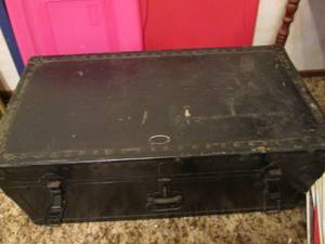 lot 183 image: Vintage Metal Trim, Wood Panel Trun...