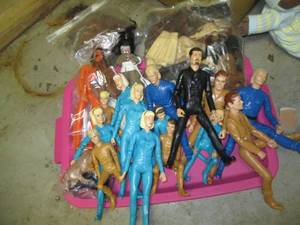 lot 231 image: Huge Lot of Vintage Dolls, Clothing...
