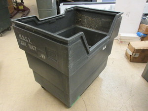 POLY-TRUX FOUR WHEEL UTILITY CART