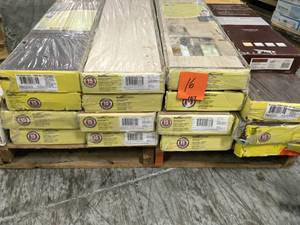 lot 16 image: MIXED PALLET OF ASSORTED FLOORING SEE PICS