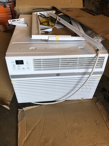 lot 50 image: GE 18,00017,600 BTU 230208-Volt Smart Window Air Conditioner MISSING REMOTE see pics 