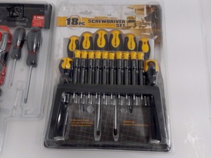 Irwin Tool Box with 2 New Screw Driver set